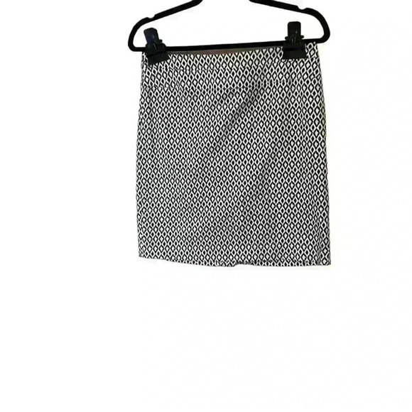Donna Ricco black and white skirt size 4 - Picture 1 of 4